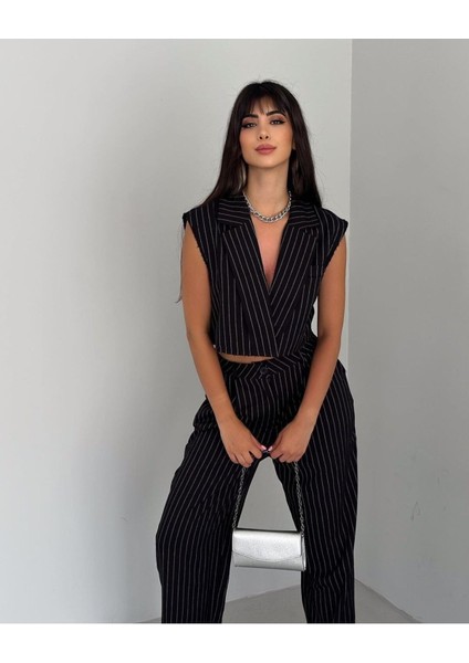 Kadın Sıfır Kol Kruvaze Yaka Ceket Crop Pantolon Takım Elbise modelleri