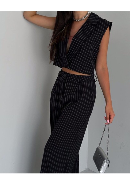 Kadın Sıfır Kol Kruvaze Yaka Ceket Crop Pantolon Takım Elbise fırsatları