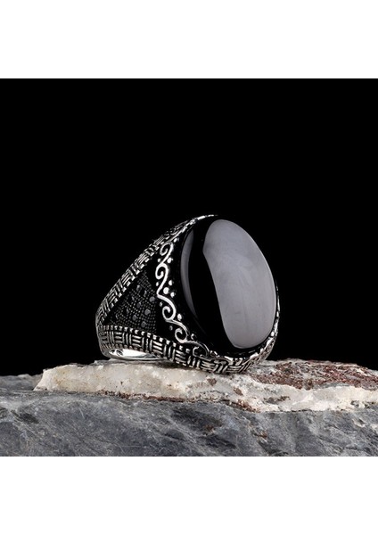 Onix Taşlı Oval Model 925 Ayar Gümüş Erkek Yüzük fiyatları