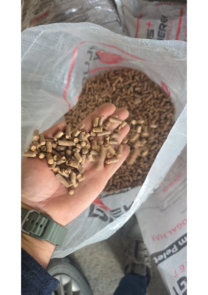 Çam Peleti ( 20KG )Yüksek Yanma Enerjisine Sahip 6 mm Şeffaf Poşet A1 Kalite %100 Çam Dumansız Yakıt fiyatları