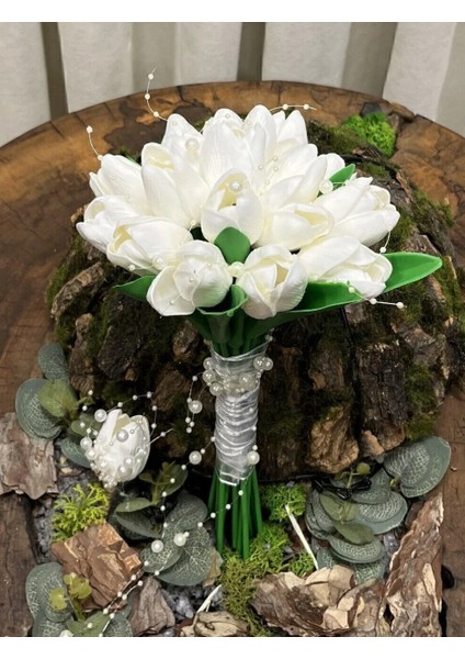 Incili Islak Lale Gelin Çiçeği Gelin Buketi modelleri