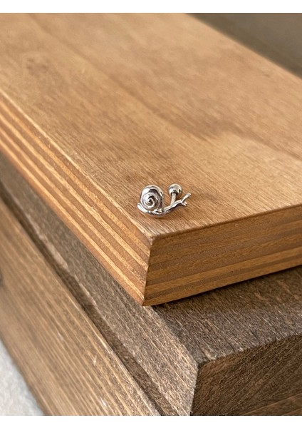 925 Ayar Gümüş Minik Salyangoz Kıkırdak Helix Tragus Piercingi Gümüş Piercing fiyatları