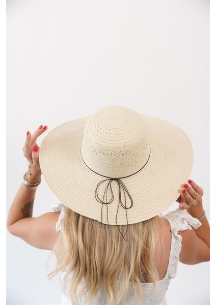 Kadın Axl Bej Kahve Boncuk Detaylı Hasır Şapka fırsatları