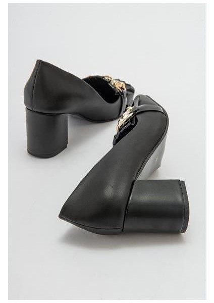 Kadın MNC Siyah Tokalı Kalın Topuklu Ayakkabı