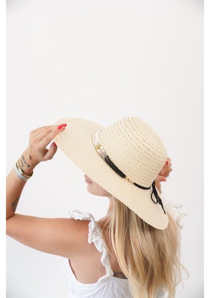 Kadın Axl Bej Siyah Boncuk Detaylı Hasır Şapka fırsatları