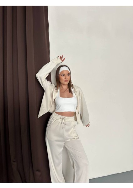 Kadın Kapüşonlu Fermuarlı Rahat Fit Günlük ve Şık Tarz Eşofman Takımı