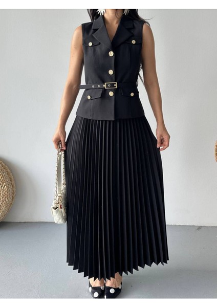 Kadın Kemerli Düğmeli Yelek Pileli Etek Takım Elbise