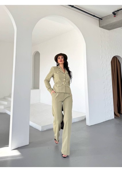 Kadın Kemerli Gold Düğmeli Ceket Palazzo Pantolon Takım Elbise
