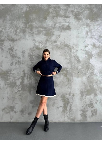 Kadın Triko Düğmeli Polo Yaka Etekli Ikili Takım modelleri