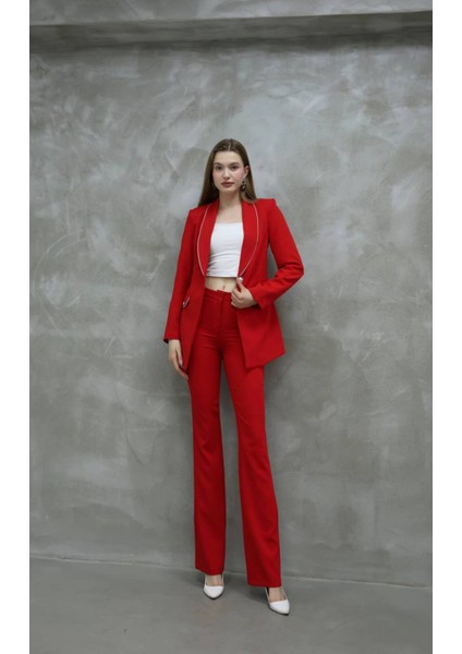 Kadın Yakası Taş Biyeli Düğme Detay Takım fiyatları