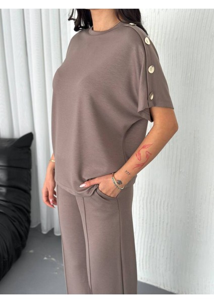 Kadın Modal Kumaş Kısa Kollu T-Shirt Düğme Detaylı Eşofman Takımı fırsatları