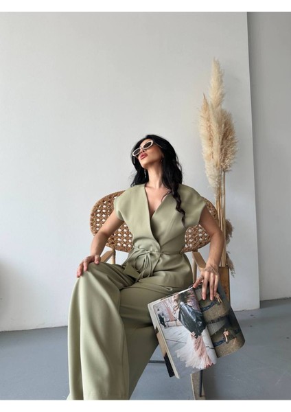 Kadın Kuşaklı Yelekli Palazzo Pantolonlu Takım Elbise fırsatları