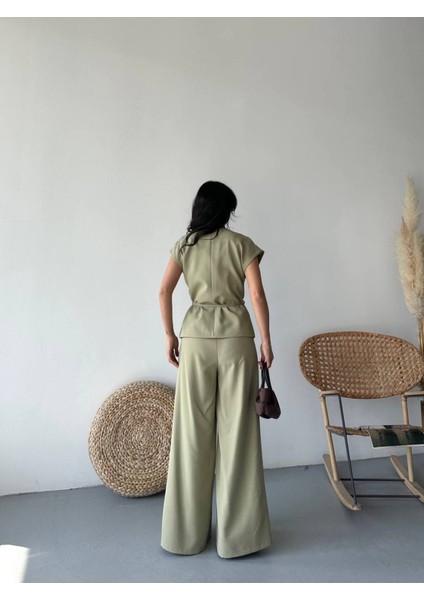 Kadın Kuşaklı Yelekli Palazzo Pantolonlu Takım Elbise