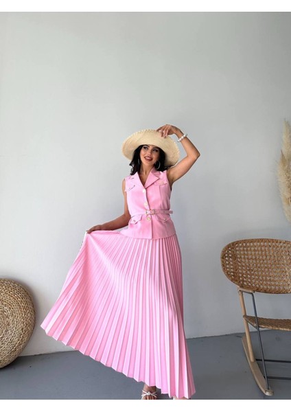 Kadın Kemerli Düğmeli Yelek Pileli Etek Takım Elbise fırsatları