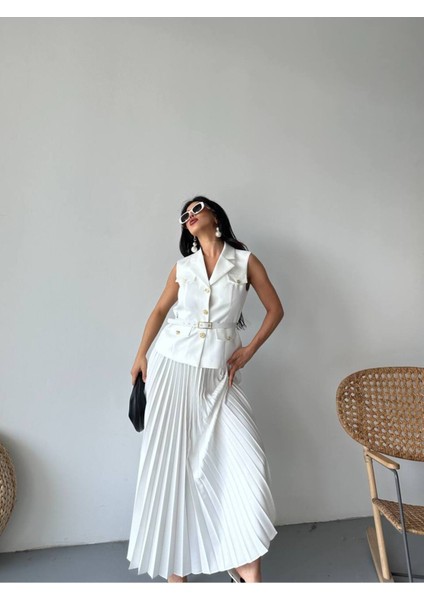 Kadın Kemerli Düğmeli Yelek Pileli Etek Takım Elbise