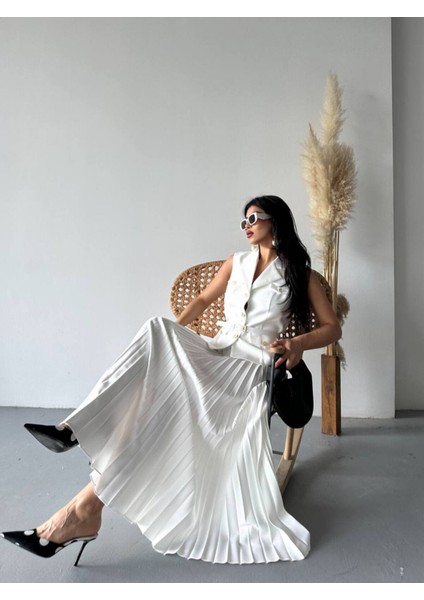 Kadın Kemerli Düğmeli Yelek Pileli Etek Takım Elbise fiyatları