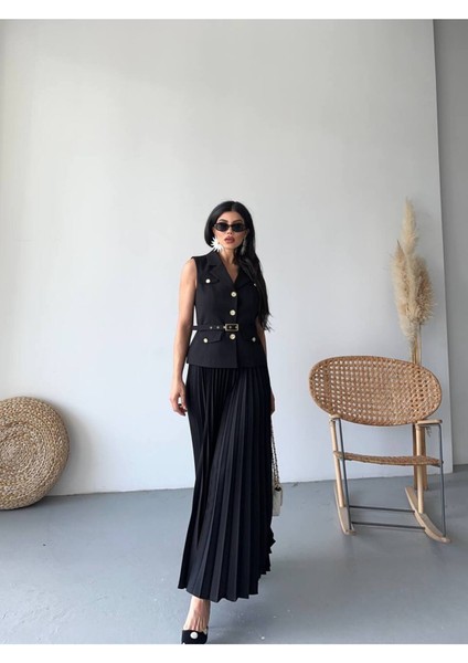 Kadın Kemerli Düğmeli Yelek Pileli Etek Takım Elbise fiyatları