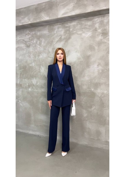 Kadın Saten Detaylı Mostralı Takım Elbise