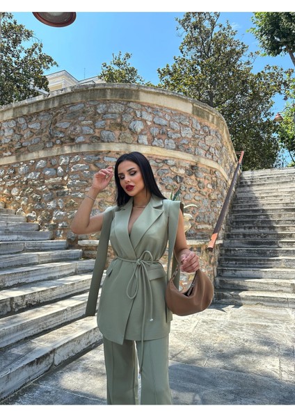 Kadın Oversize Bağlamalı Tasarım Yelek Pantolon Takım Elbise
