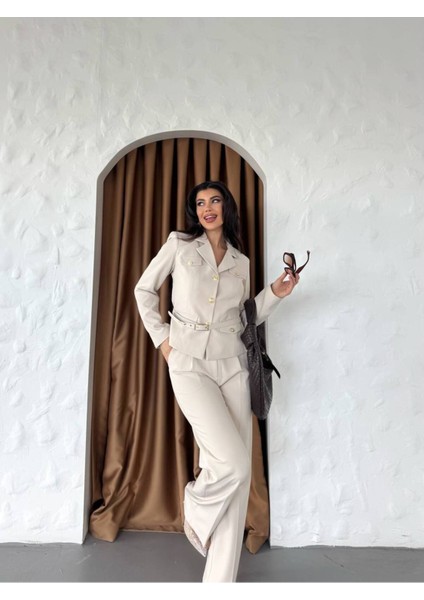 Kadın Kemerli Gold Düğmeli Ceket Palazzo Pantolon Takım Elbise