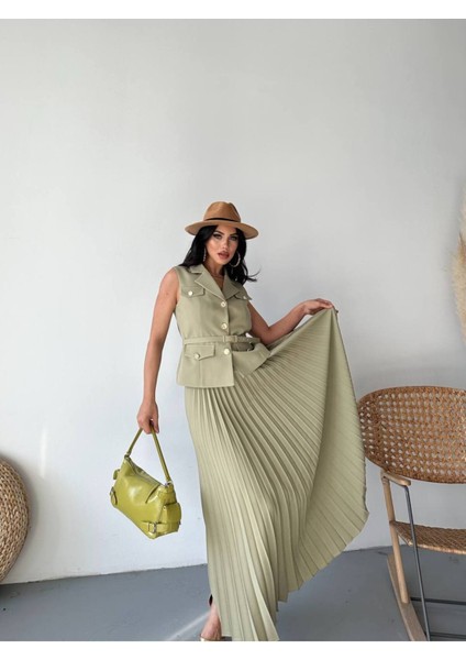 Kadın Kemerli Düğmeli Yelek Pileli Etek Takım Elbise fiyatları