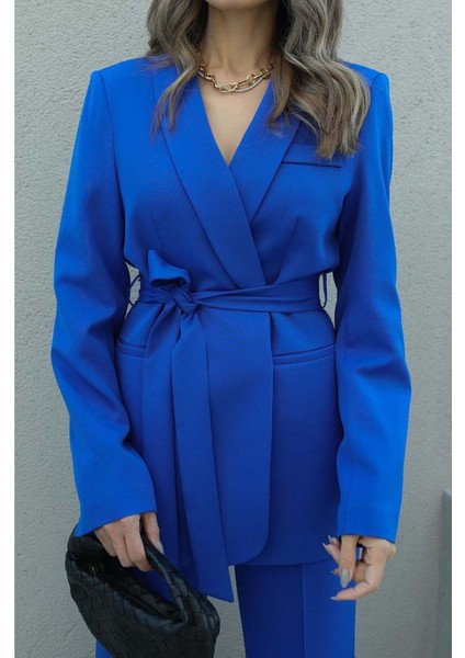 Kadın Kuşaklı Ceket Pantolon Takım Elbise indirimleri