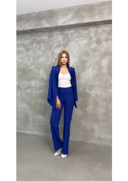 Kadın Saten Detaylı Mostralı Takım Elbise