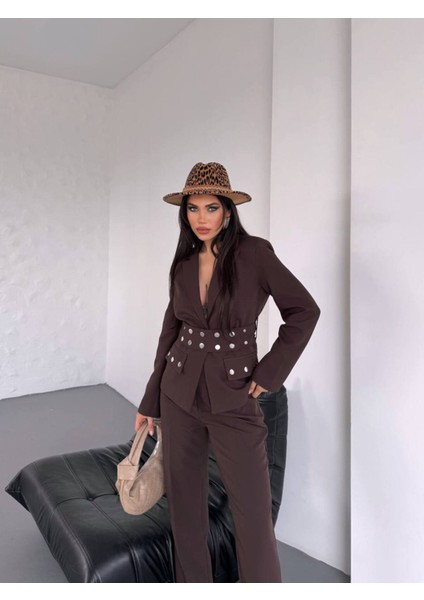 Kadın Zımba Kemer Detaylı Çıtçıtlı Cekete Palazzo Pantolon Şık Takım Elbise