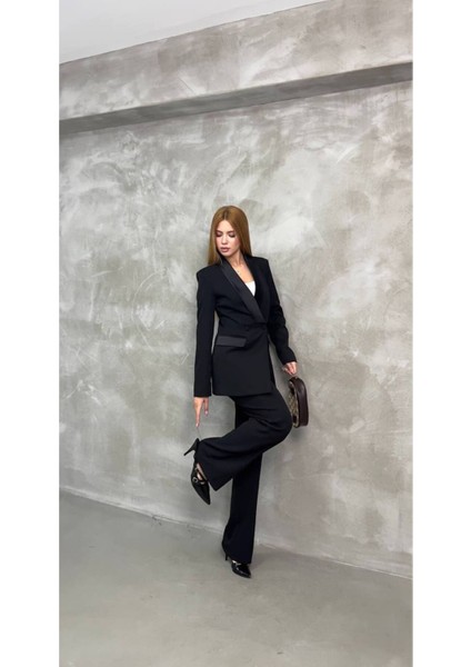 Kadın Saten Detaylı Mostralı Takım Elbise