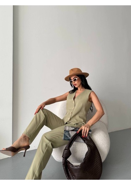 Kadın Alt Üst Takım Şık Taş Düğme Detaylı Premium Yelek Pantolon Ikili Takım Elbise