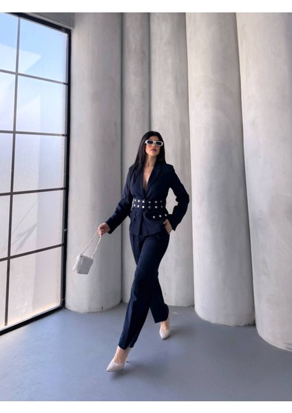 Kadın Zımba Kemer Detaylı Çıtçıtlı Cekete Palazzo Pantolon Şık Takım Elbise fırsatları