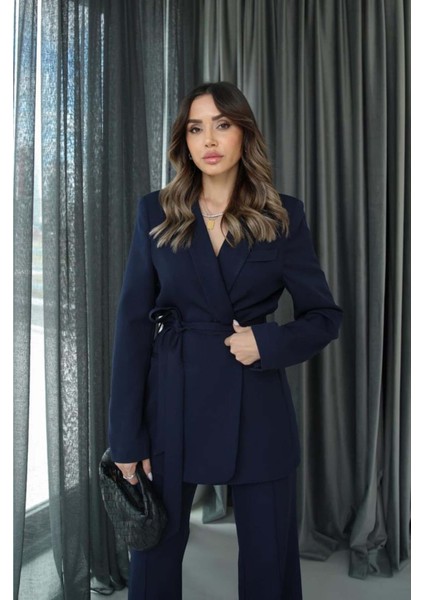 Kadın Kuşaklı Ceket Pantolon Takım Elbise