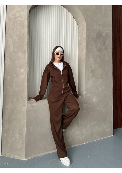 Kadın Kapüşonlu Fermuarlı Rahat Fit Günlük ve Şık Tarz Eşofman Takımı fiyatları