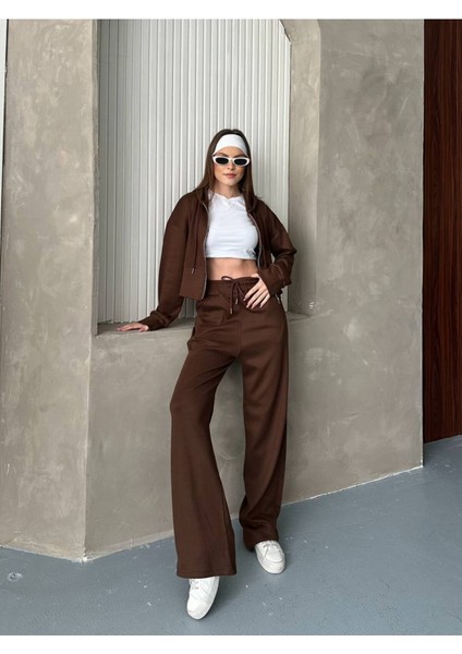 Kadın Kapüşonlu Fermuarlı Rahat Fit Günlük ve Şık Tarz Eşofman Takımı fırsatları