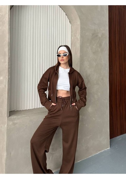 Kadın Kapüşonlu Fermuarlı Rahat Fit Günlük ve Şık Tarz Eşofman Takımı