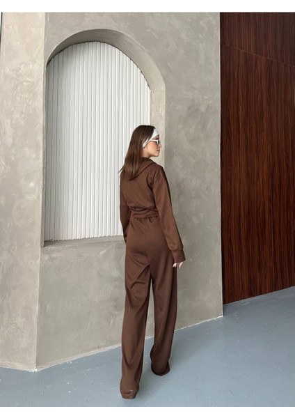 Kadın Kapüşonlu Fermuarlı Rahat Fit Günlük ve Şık Tarz Eşofman Takımı