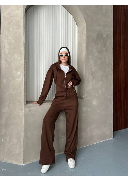 Kadın Kapüşonlu Fermuarlı Rahat Fit Günlük ve Şık Tarz Eşofman Takımı