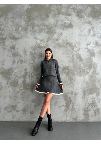 Kadın Triko Düğmeli Polo Yaka Etekli Ikili Takım fiyatları