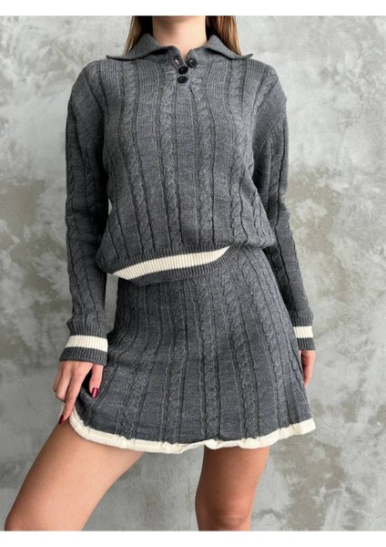 Kadın Triko Düğmeli Polo Yaka Etekli Ikili Takım modelleri