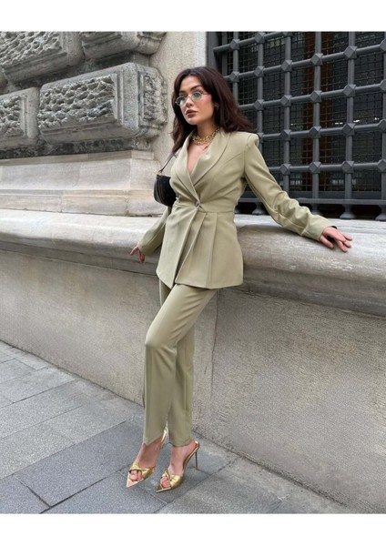 Kadın Yan Pileli Tasarım Ceket Pantolon Takım Elbise fırsatları