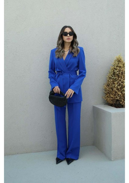 Kadın Kuşaklı Ceket Pantolon Takım Elbise