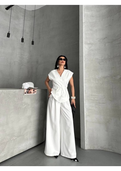 Kadın Kuşaklı Yelekli Palazzo Pantolonlu Takım Elbise