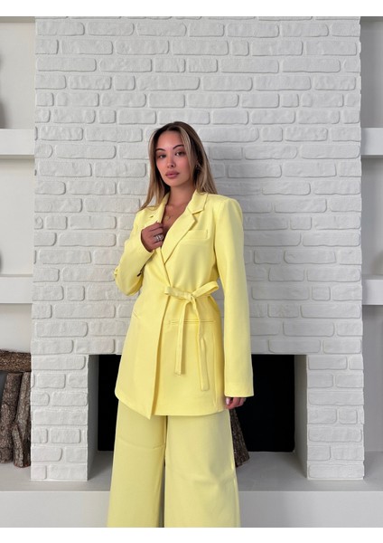 Kadın Yandan Bağlamalı Ikili Kuşaklı Blazer Ceket Pantolon Takım