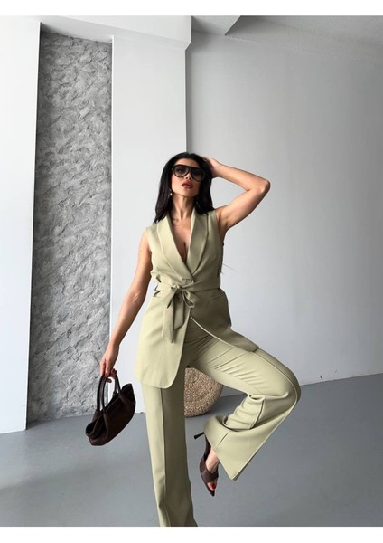 Kadın Şal Yaka Kuşaklı Yelekli Palazzo Pantolonlu Takım Elbise fırsatları