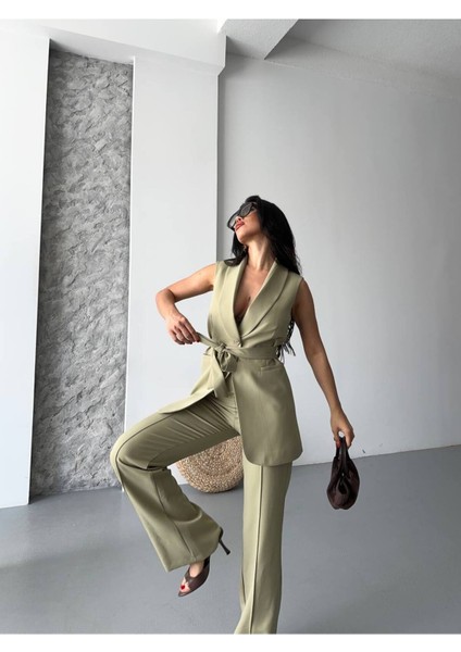 Kadın Şal Yaka Kuşaklı Yelekli Palazzo Pantolonlu Takım Elbise indirimleri