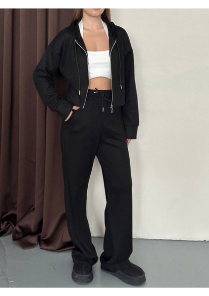 Kadın Kapüşonlu Fermuarlı Rahat Fit Günlük ve Şık Tarz Eşofman Takımı