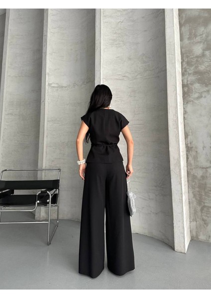 Kadın Kuşaklı Yelekli Palazzo Pantolonlu Takım Elbise