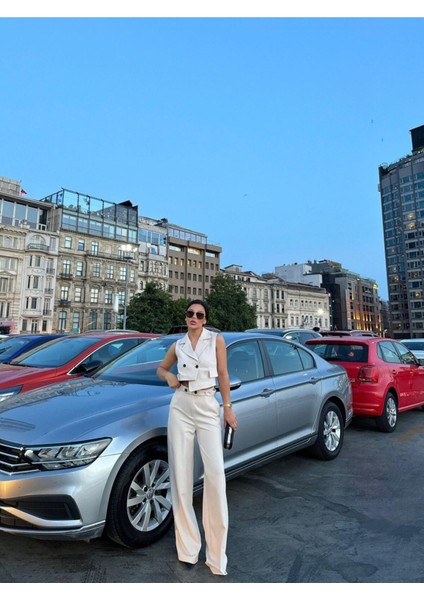 Kadın Düğmeli Yelek Pantolon Kare Yaka Takım