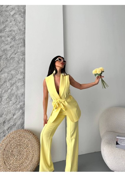 Kadın Şal Yaka Kuşaklı Yelekli Palazzo Pantolonlu Takım Elbise modelleri