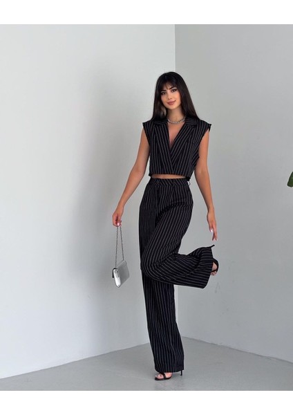 Kadın Sıfır Kol Kruvaze Yaka Ceket Crop Pantolon Takım Elbise